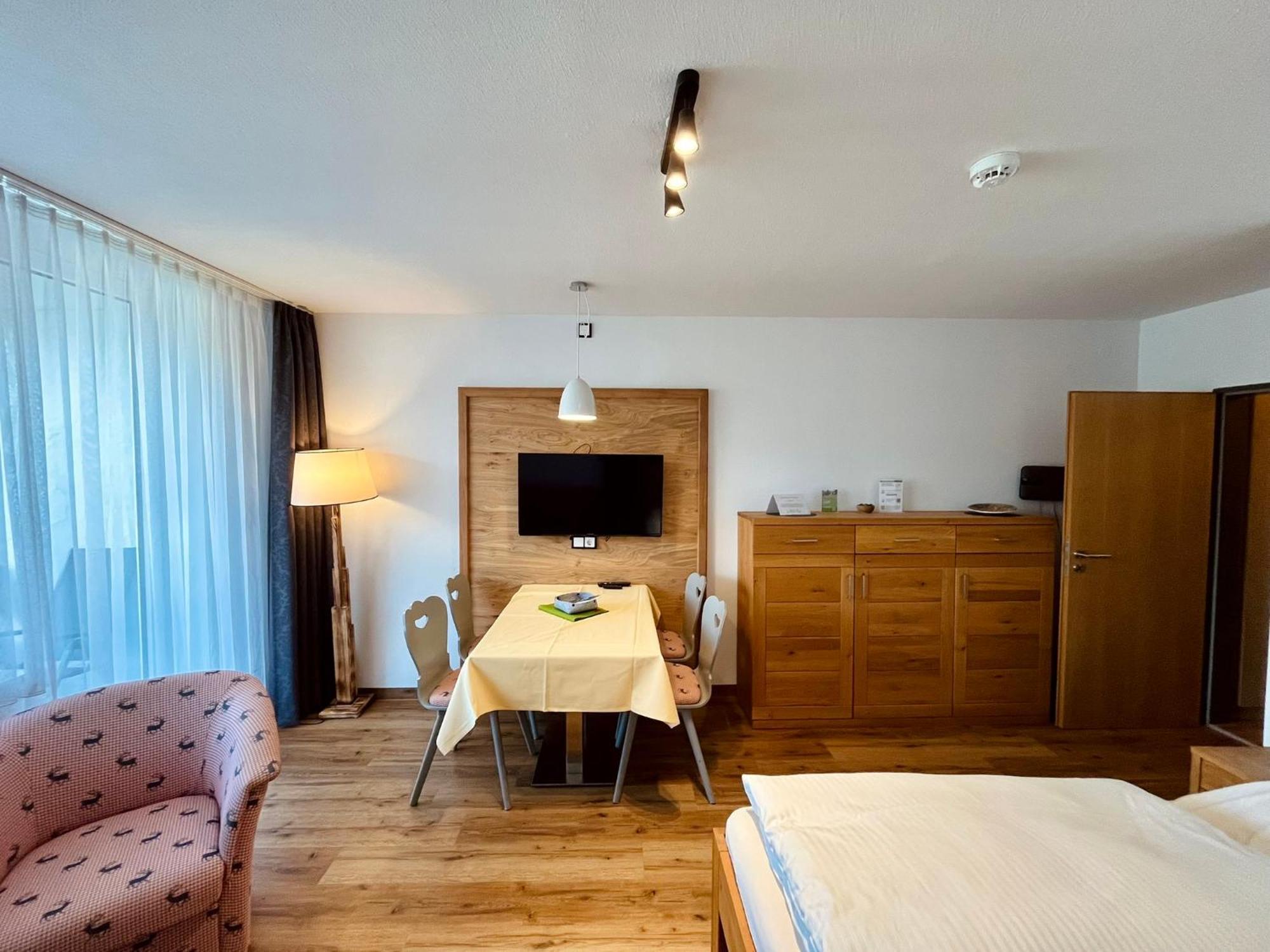 Montana Haus, Fewo A14, A17, B4 Oder C8 Oberstdorf Esterno foto